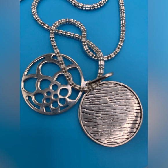 Silpada HTF Sterling Dot Dash Chain & Sterling 4-Way Reversable Floral Pendant - Picture 5 of 12